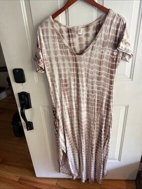 Tie-Dye Maxi Dress